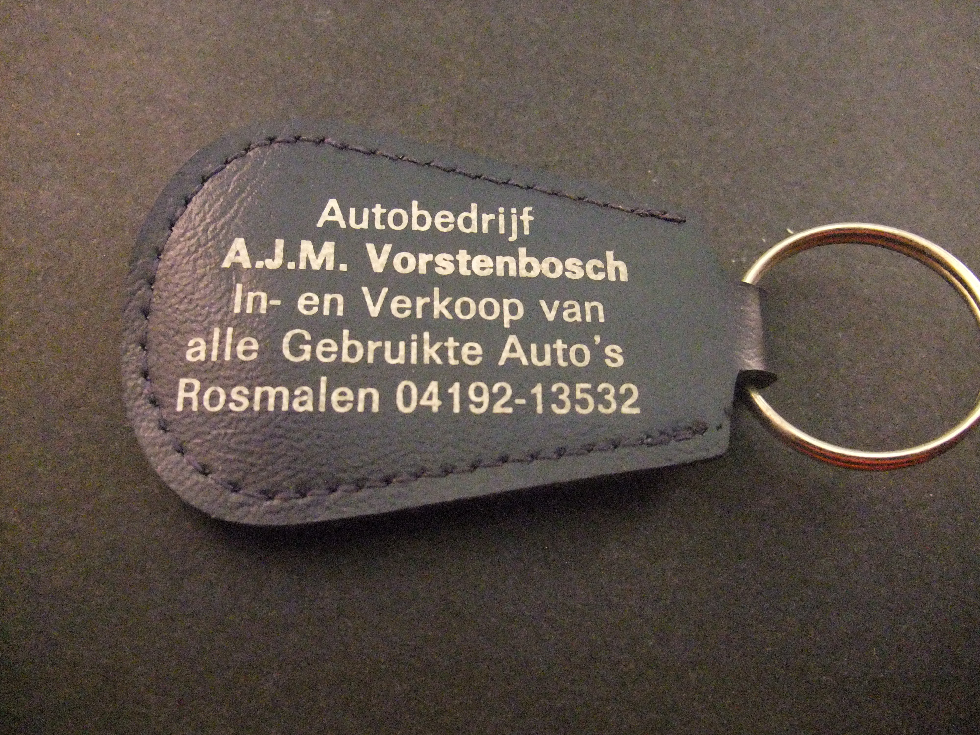 Autoberijf A.J.M.Vorrstenbosch rosmalen in en verkoop gebruikte auto's, sleutelhanger